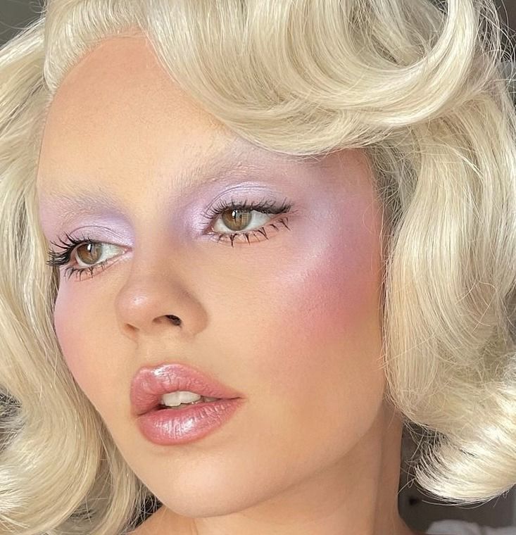 Трендові кольори в макіяжі 2025: Лавандовий Lilac та вершковий жовтий Butter yellow